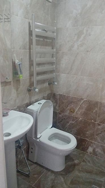 bakida satilan evler: 2 otaqlı, Yeni tikili, 44 kv. m — 2
