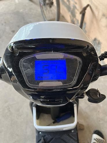 generator 8 kva: - Moped, 50 sm3, 2024 il, 51 km — 4