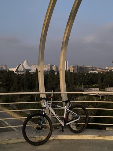 Dağ velosipedi Cube, 29", sürətlərin sayı: 9 lalafo.az -da Dağ velosipedi Cube, 29", sürətlərin sayı: 9