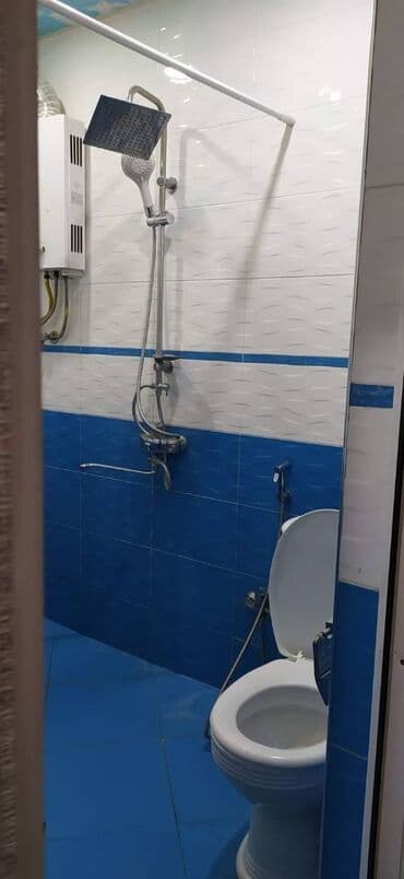 аренда квартир на долгий срок: Köhnə Günəşli qəsəbəsi, Megastore marketin yanı, 9 mərtəbəli köhnə — 10