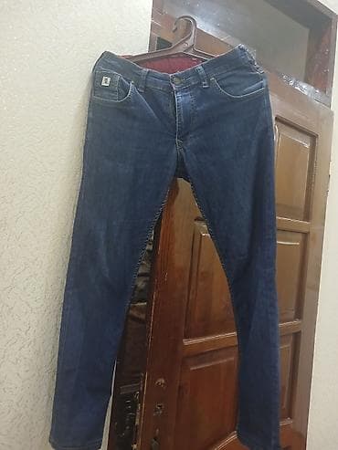 pul and bear: Kişi geyim dəsti – 3 fərqli üst geyim və 3 şalvar 1) Bordo bomber — 5