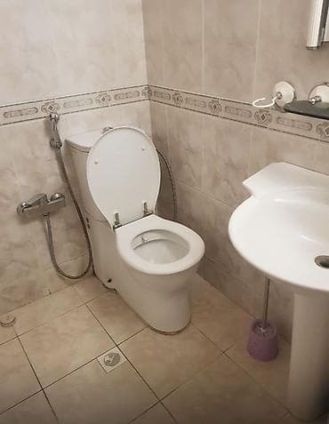 like hotel: Metroya 5 dq lik mesafede qiz telebe otaq yoldasi axtarilir komunal — 5