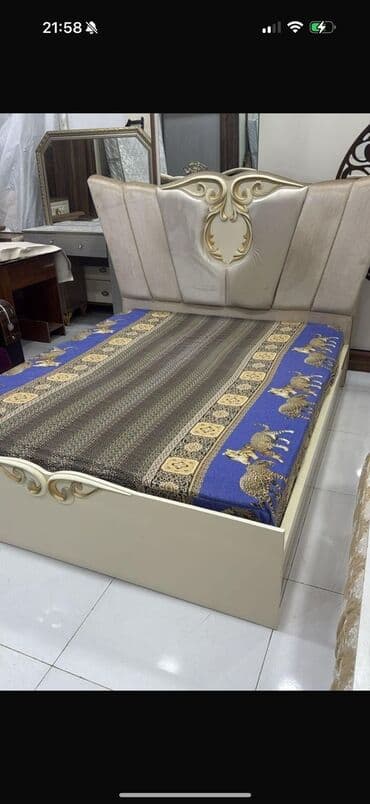 paletdən mebel: İşlənmiş, İkinəfərlik çarpayı, Bazasız, Matras ilə, Siyirməsiz — 1