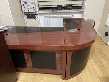 реклама офисной мебели: Ofis mebel dəsti Tərkib: - Şkaf-vitrin: 3 bölməli üst hissə (orta — 3