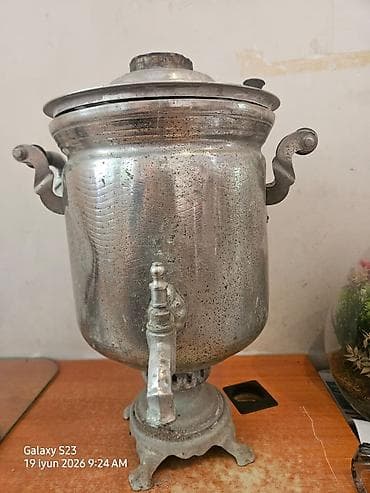 samovar 10 litre: Qedimi 70 ci illerin samavari qalin agir 10 lt tutumlu 
Unv bakixanov — 2