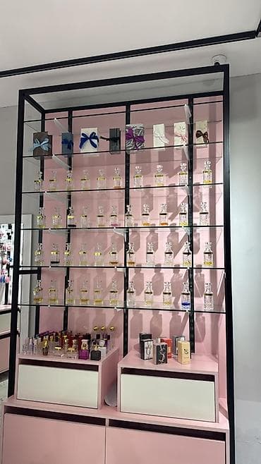 ereb etirleri: Hazır mağazadır içində hərşey var vacib pul lazım oldgu üçün — 1