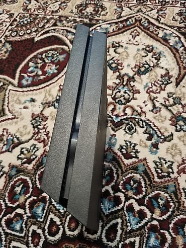 TECILI SATILIR!!! ps 4 her seyi isleyir 2 jostik ustunde 500 gb fat — 3