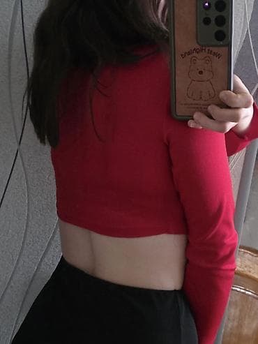 oryental geyimi: Qırmızı uzunqol kroptop - Model: V-yaxa effektli, ön hissədə büzgülü — 5