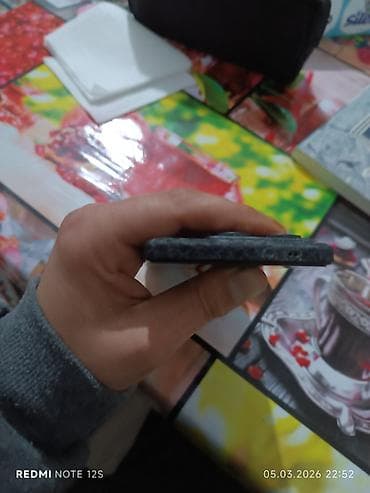 samsung j2 2015: Xiaomi 14T Pro, 512 GB, rəng - Boz, 
 Düyməli, Sensor, Barmaq izi — 6