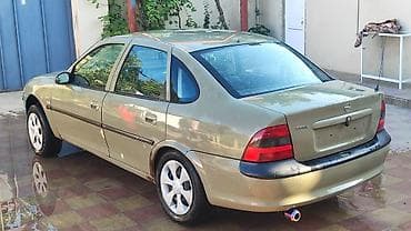 chery fulwin 2: Opel Vectra: 1.8 l | 1996 il Sedan — 3