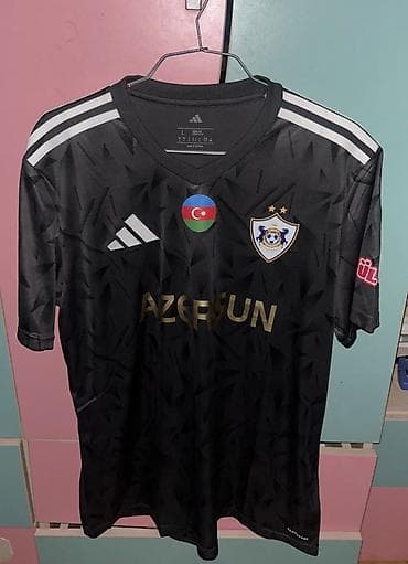 futbol kofta: Qarabağ FK futbol forması sübut var — 2