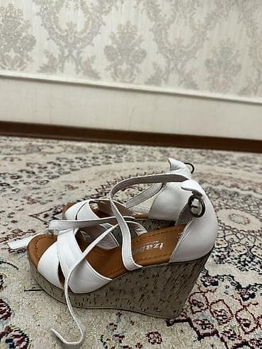 Sadəcə WhatsApp Heç geyinilməyib Təbii dəri Türkiyə istehsalı Yüksək lalafo.az -da Sadəcə WhatsApp Heç geyinilməyib Təbii dəri Türkiyə istehsalı Yüksək