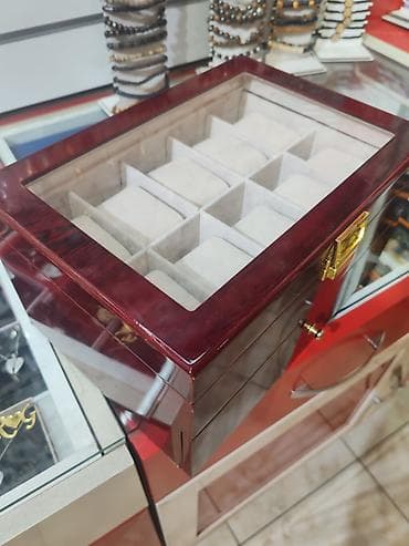 ikinci əl saatlar: İki mərtəbəli saat və zinət əşyası qutusu — 2