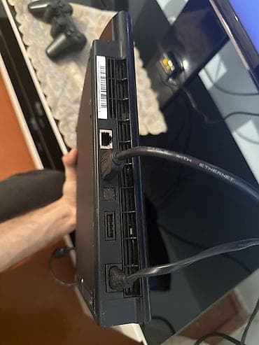 pleys: Sony PlayStation 3 Super Slim oyun konsolu - Model: PS3 Super Slim — 3