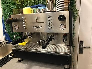 coffe aparatı: Professional kofe aparati 3000 Azn. Unvan Hovsan. Shirin x z — 1