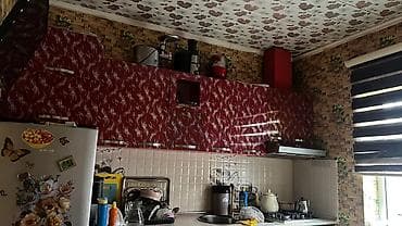 dizel su motoru: Mətbəx mebeli dəsti - Üst və alt dolablar: Parlaq bordo və qara — 1