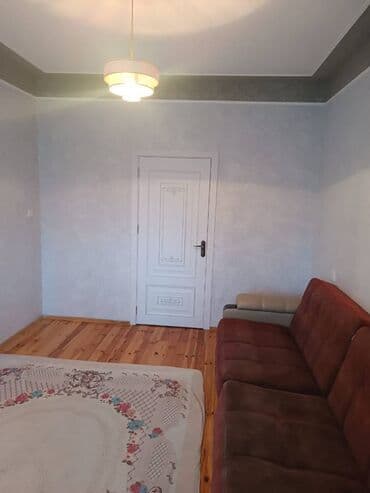 at yalında evlər: Bakı, Hövsan qəs., 3 otaqlı, Köhnə tikili, 80 kv. m — 3