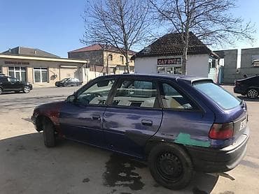 diffuser satisi: Opel Astra F (həçbek) - Kuzov: 5 qapılı həçbek - Rəng: tünd mavi — 3