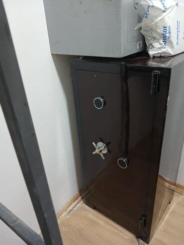 копилка на 100 тысяч сом таблица: Seyf satiram 6 ay işlənib açarla ac

ilib baglanir — 1