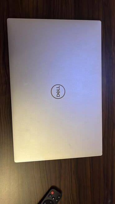 Dell xps15 9510 - Model: Dell XPS (alüminium gövdə, gümüş üst qapaq)