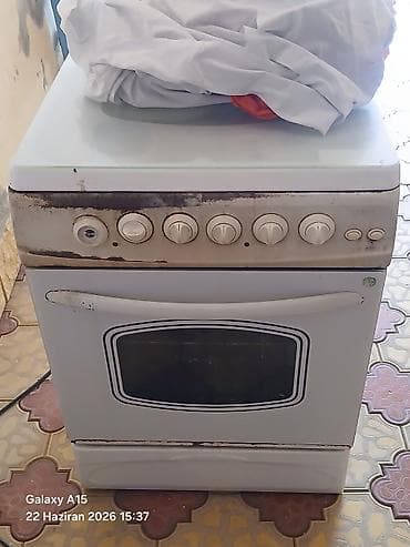Qaz plitəsi Ayrıca dayanan, 4 gözlü, İşlənmiş