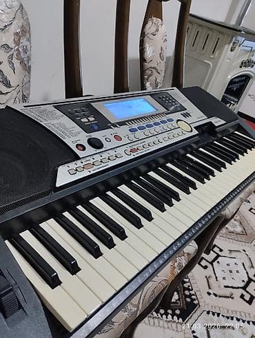 sindizator: Sintezator, Yamaha — 2