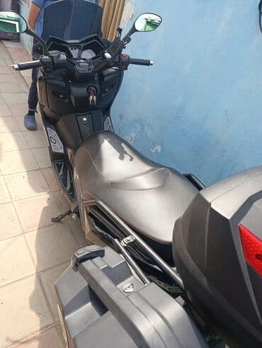 купить мопед в кредит: Şəhərdaxili və uzun məsafələr üçün tam təchizatlı maxi-skuterdir — 4