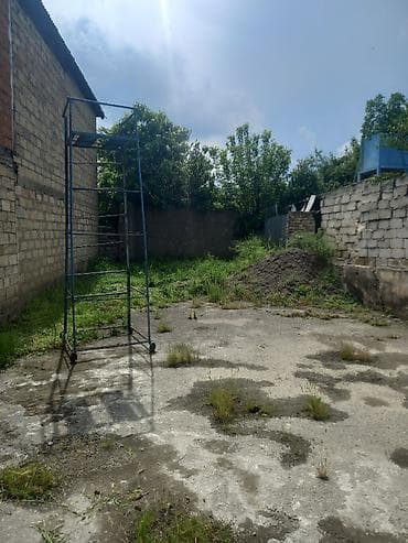 1 otaqli ucuz evler: Bərdə, 4 otaqlı, Köhnə tikili, 8 kv. m — 4