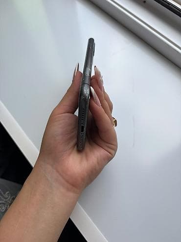online telefon aksesuarları: IPhone 11, 64 GB, Qara, Face ID — 3