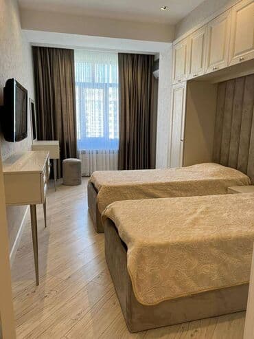 bine savxozda ev: Sumqayitda sumqayit bulvarin yaxınlığında 10 mertebeli binanın 9-ci — 11