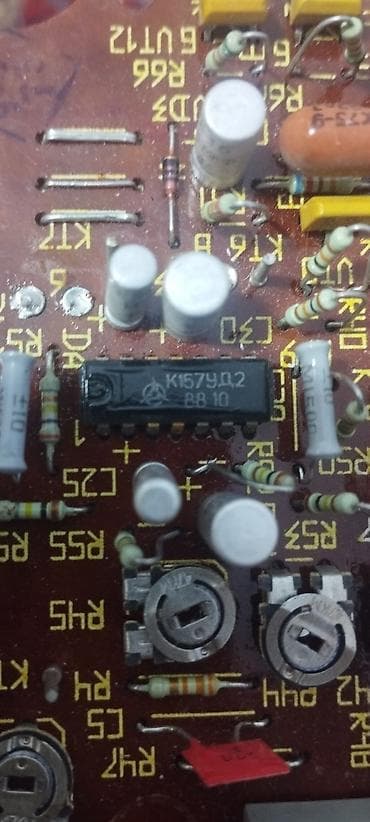 Sovet istehsalı elektronika lövhəsi – K157УД2 mikrosxemli modul