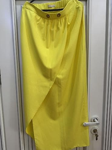 dəst paltar: Qadın dəst – bluz və uzun ətək - Brend: Danny Line (etiketdə — 2