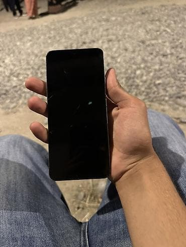 2 ci el monitör: Poco C75, 256 GB, rəng - Qara — 2