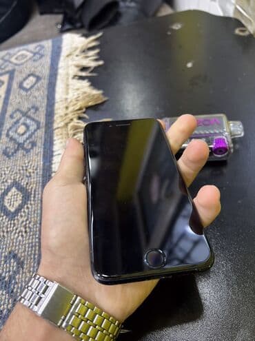 samsunq s4 mini: IPhone 7, 32 GB, Qara, Barmaq izi — 1