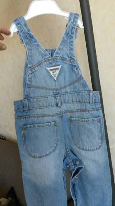 kombinezon salvarlar: Oshkosh.джинс.комбинезон.
18 мес.
бретельки регулируются.
14manat — 2