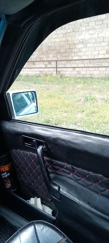 3 2 cdi: Mercedes-Benz 190: 2 l | 1992 il Sedan — 4