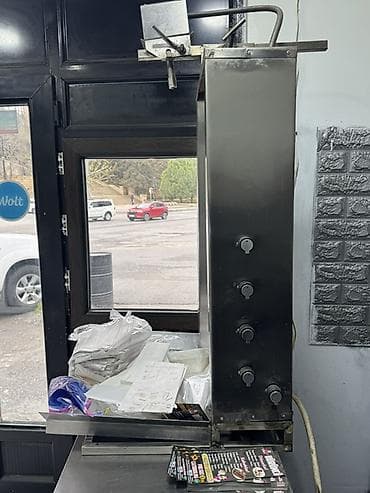qiril aparat: İkili elektrikli kontak qril 160azn və şaurma dönər aparatı 350azn tək — 4