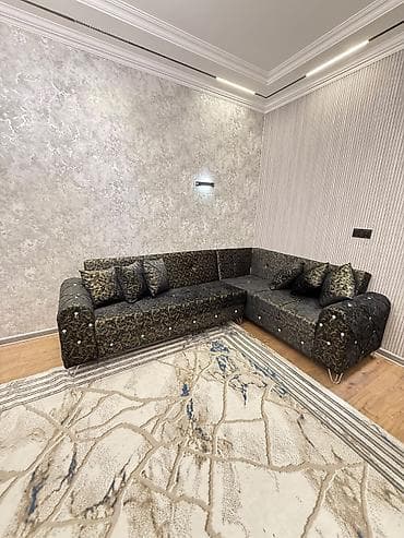Divan satılır 499₼. Yeni kimidir. İstifadə olunmayıb. Ünvan lalafo.az -da Divan satılır 499₼. Yeni kimidir. İstifadə olunmayıb. Ünvan