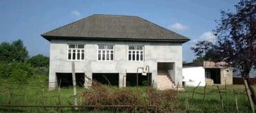 yeni yasamalda kirayə evlər: Satılır: həyət evi - Tip: 1 mərtəbə (yüksək kürsülü), daş divarlar — 1