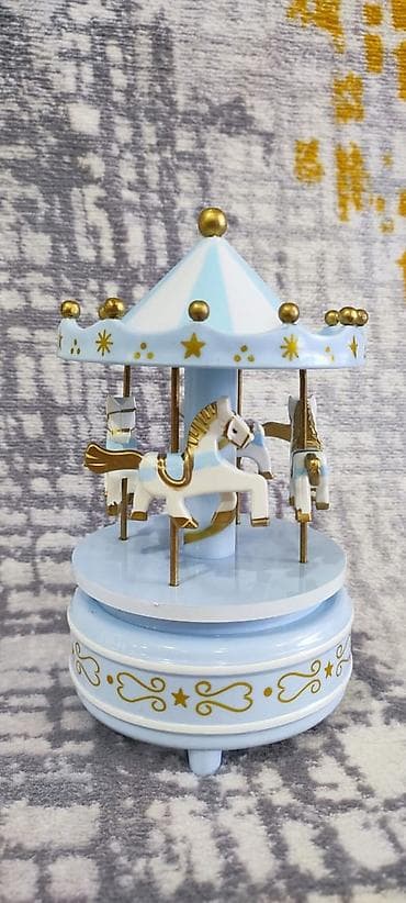 pop it neceyedi: Karusel oyuncaq musıqılı.qutudadır. catdırılma metrolara pulsuz — 2