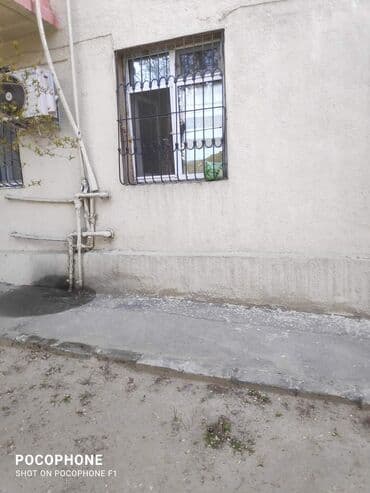 kiraye ev qarayev: Bakı, 2 otaqlı, Köhnə tikili, m. Qara Qarayev, 42 kv. m — 3