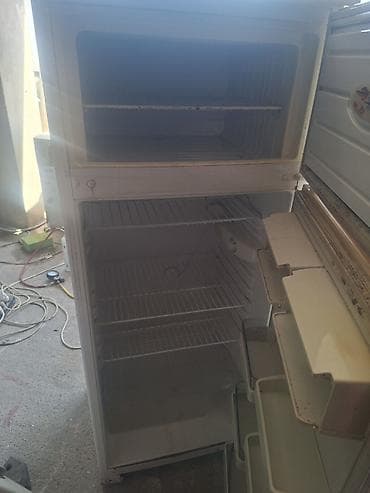 kohnə soyducu: İşlənmiş 2 qapılı Dnepr Soyuducu Satılır, rəng - Ağ — 2