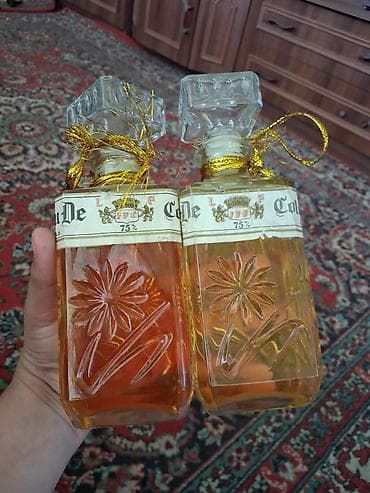 toy dekoru: Vintage “Eau de Cologne” flakonu - Şüşə: qalın, çoxüzlü qapaqlı — 2