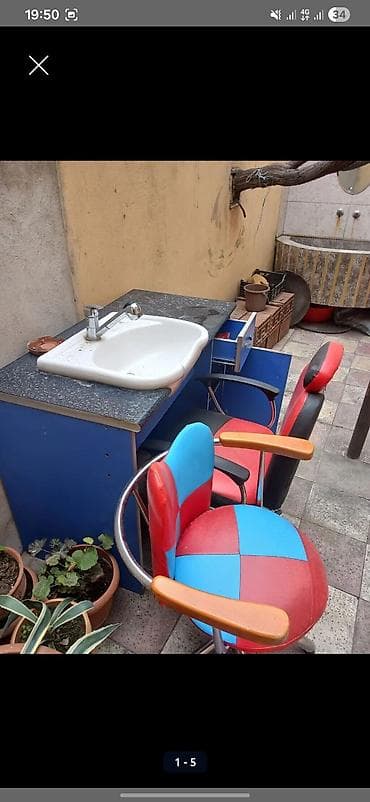 Sadece uvaniki olan skaf satilir, watcap ile elaqe saxlayin, qiymet