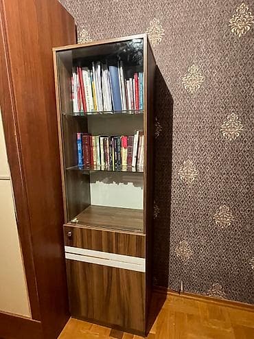 kitab refleri satilir: İşlənmiş, Kitab rəfi — 1