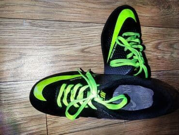 детская футбольная форма: Бутсы Nike, Размер: 34, Б/у — 2