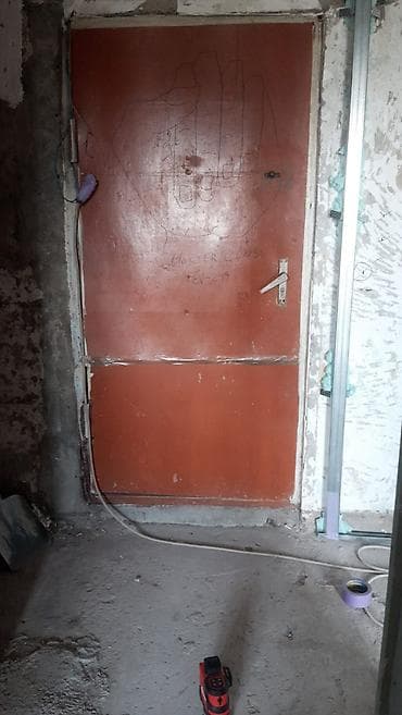 goz muncuğu: Salam Seyf qapı satlırı keyfiyyətli və ağır dəmir qapıdır.çərcivənin — 2