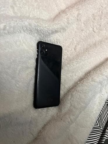 telefon cubuğu: Samsung Galaxy A04e, 64 GB, rəng - Qara, İki sim kartlı — 5