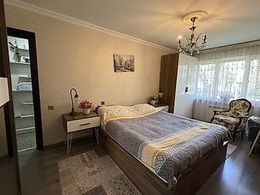 Mənzillər: Bakı, 8-ci kilometr, 3 otaqlı, Köhnə tikili, m. Xalqlar Dostluğu, 74 kv. m — 4