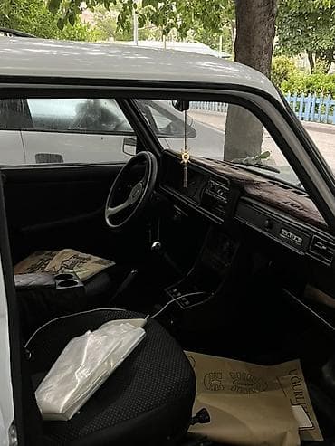 подержанные авто: VAZ 2107 “Lada” sedan - Kuzov: klassik 4 qapılı sedan, ağ rəng — 4